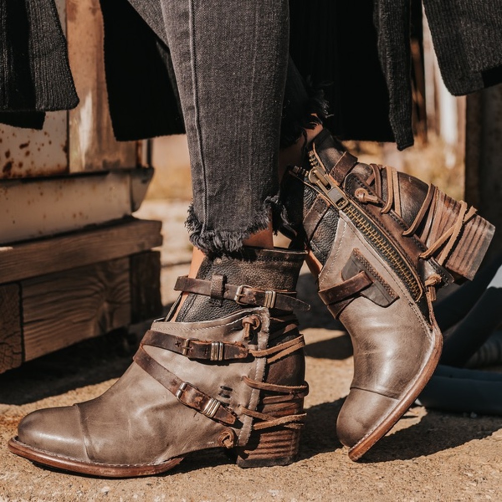 FREEBIRD  booties GUC